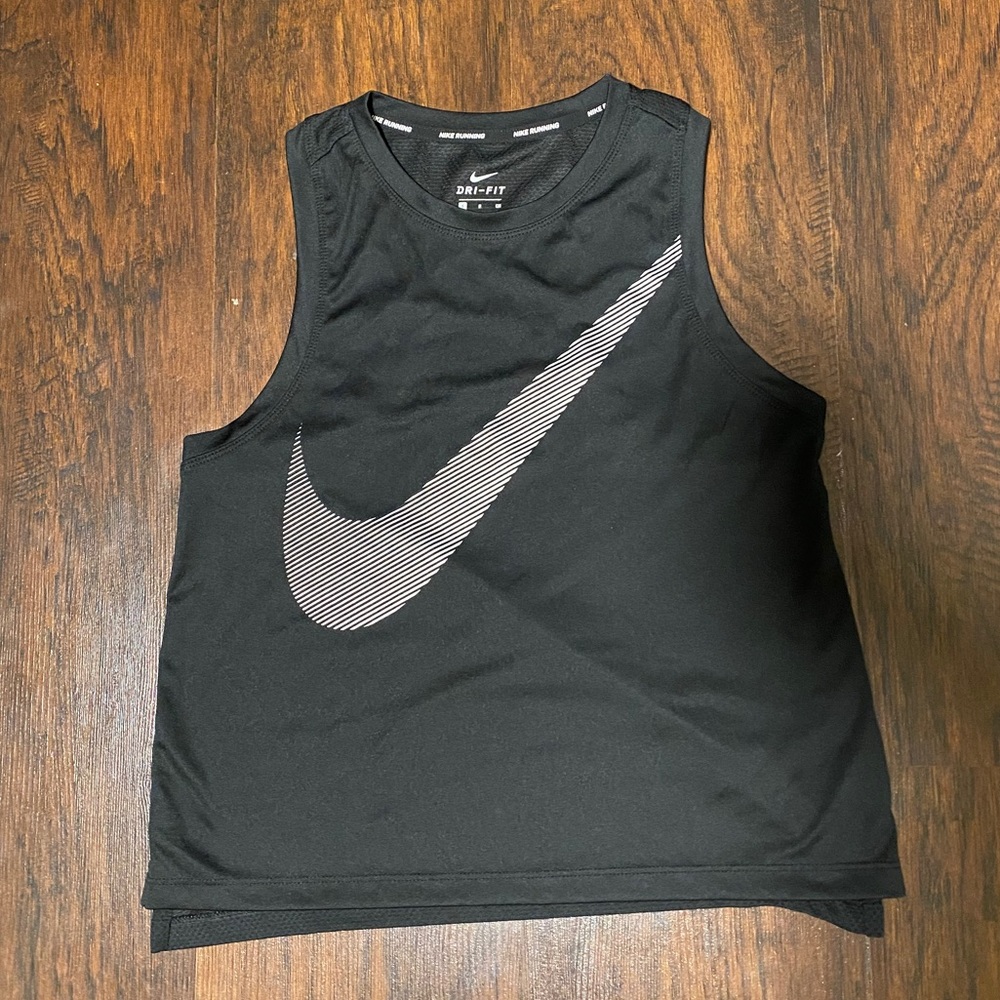 black nike tanktop